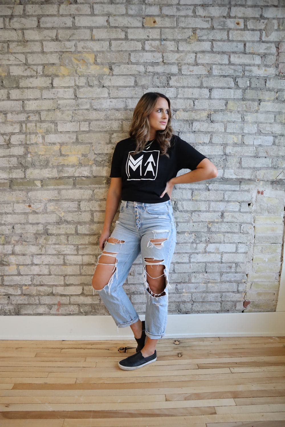 The Modern MAMA Tshirt - L&B MAMA